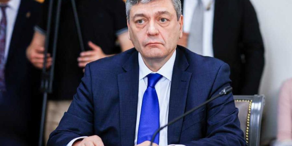 Индия подставила Россию завалив её миллиардами рупий, при этом сама продолжает торговать в долларах