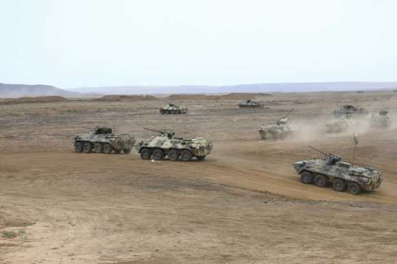 Российские морпехи проводят учения в Крыму