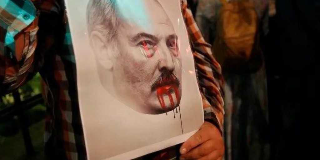 Соловьев требует депортировать или посадить участников замайданного митинга в Москве