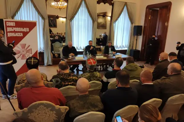 Почему Украина суверенна? Кто её отпускал? В России потребовали возвращения в родную гавань Почему Украина суверенна? Кто её отпускал? В России потребовали возвращения в родную гавань