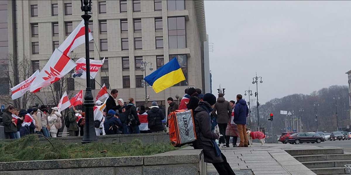 Белорусы в Киеве: мастера несмелого протеста