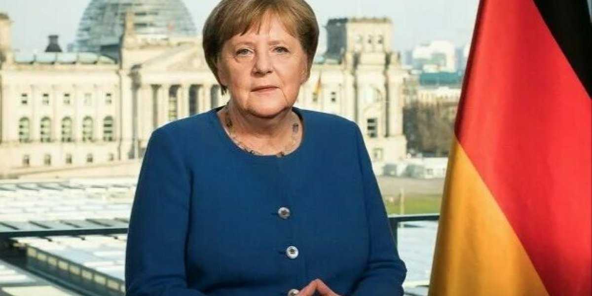 Евросоюз и НАТО должны благодарить А.Меркель и Н.Саркози, за их решение по Украине в 2008 году