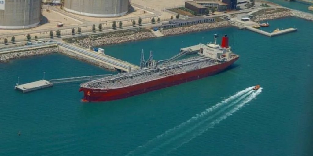 Японцы и британцы онемели: экономист оценил тонкий маневр Москвы с проектом «Сахалин – 2»