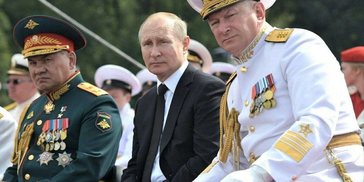 Китайцы считают что у Путина можно поучиться,как противостоять Америке