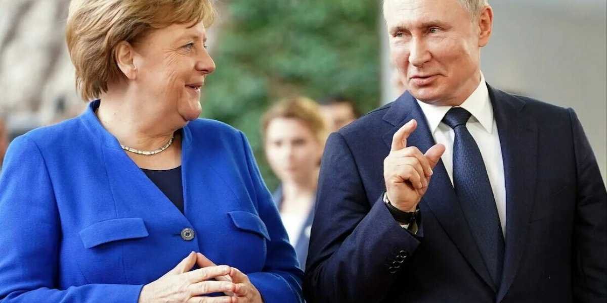 Немцы надеются на Россию и выходят с лозунгами: Спаси нас, Путин