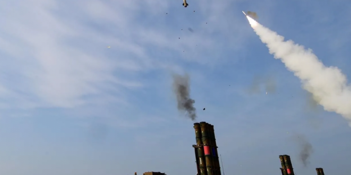 Щит от &laquo;Томагавков&raquo;. Комплексу С-350 &laquo;Витязь&raquo; предназначено парировать одну из самых серьезных угроз современной войны. Что он может?