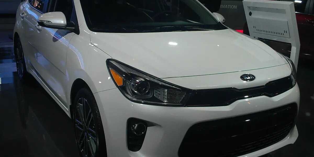 День автомобилиста отмечается 30 октября: сколько водителей и машин в РФ, 12 правил умного водителя на дороге, какие авто обожают россияне