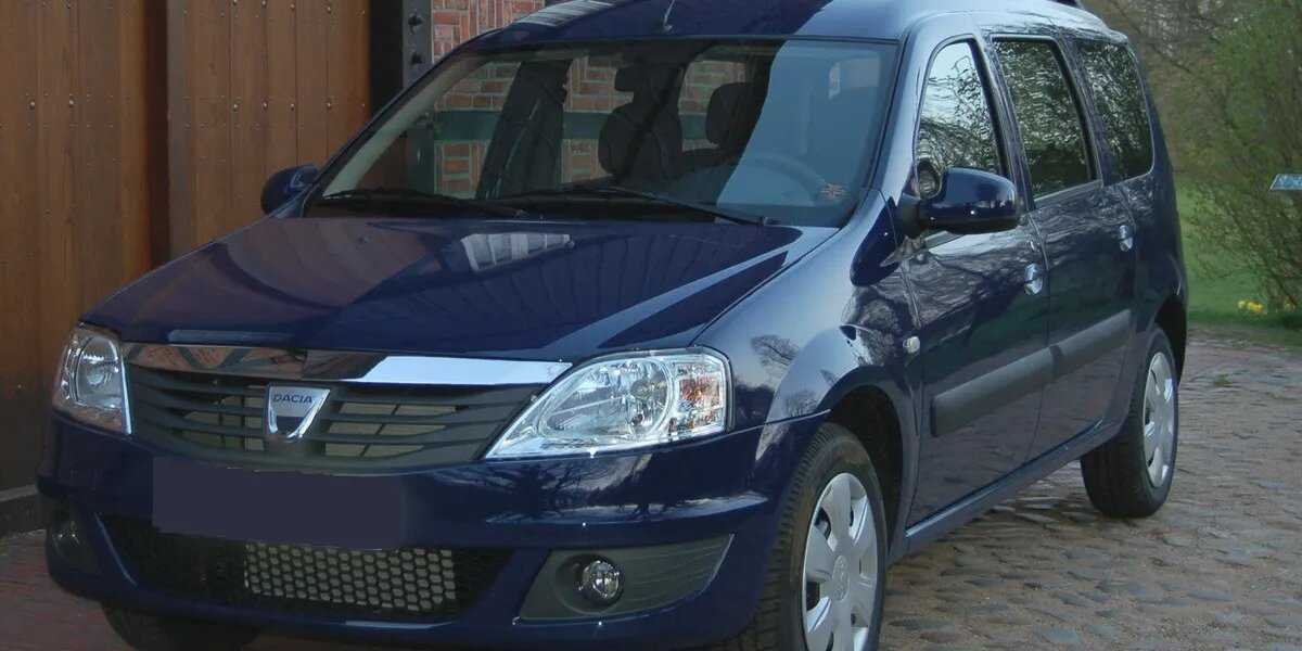 День автомобилиста отмечается 30 октября: сколько водителей и машин в РФ, 12 правил умного водителя на дороге, какие авто обожают россияне