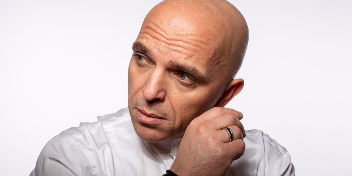 Вторая жизнь хитов, сбежавшие артисты и секрет названия группы: интервью с &laquo;Непарой&raquo; &ndash; откровенно о главном