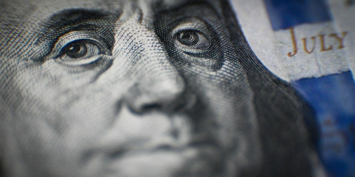Экономист Мильчакова рассказала, сколько будет стоит доллар в начале декабря
