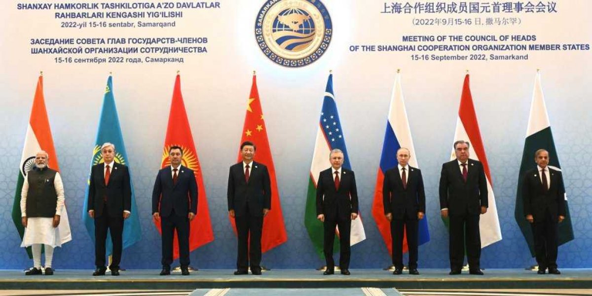 Лавирующая Азия: Иран вступает в ШОС и укрупняет оппозицию НАТО