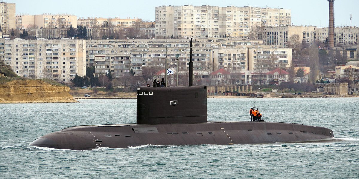 Все носители ракет «Калибр» в Черном море — мастера калибровок