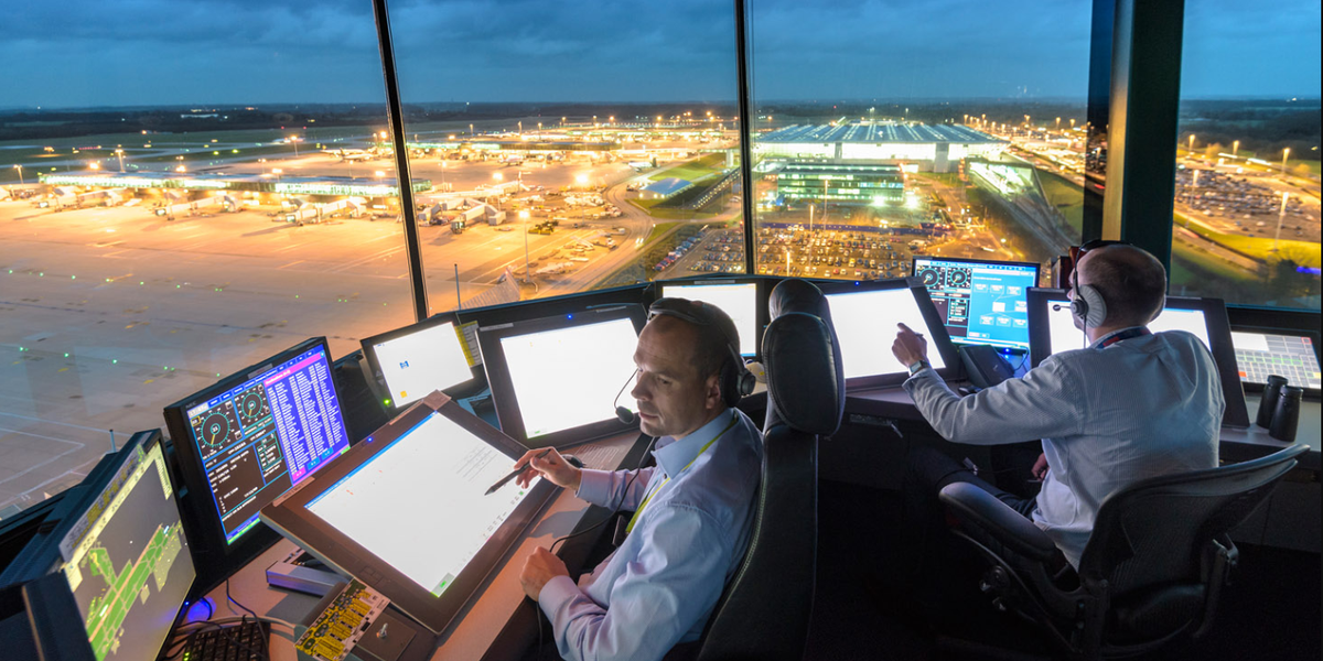 &laquo;Самолёты на мечтах не летают!&raquo;: неоконы бросили вызов Байдену