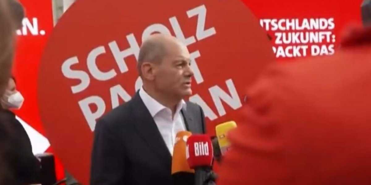 Германия, независимость от российского газа и обогрев газонов на стадионах