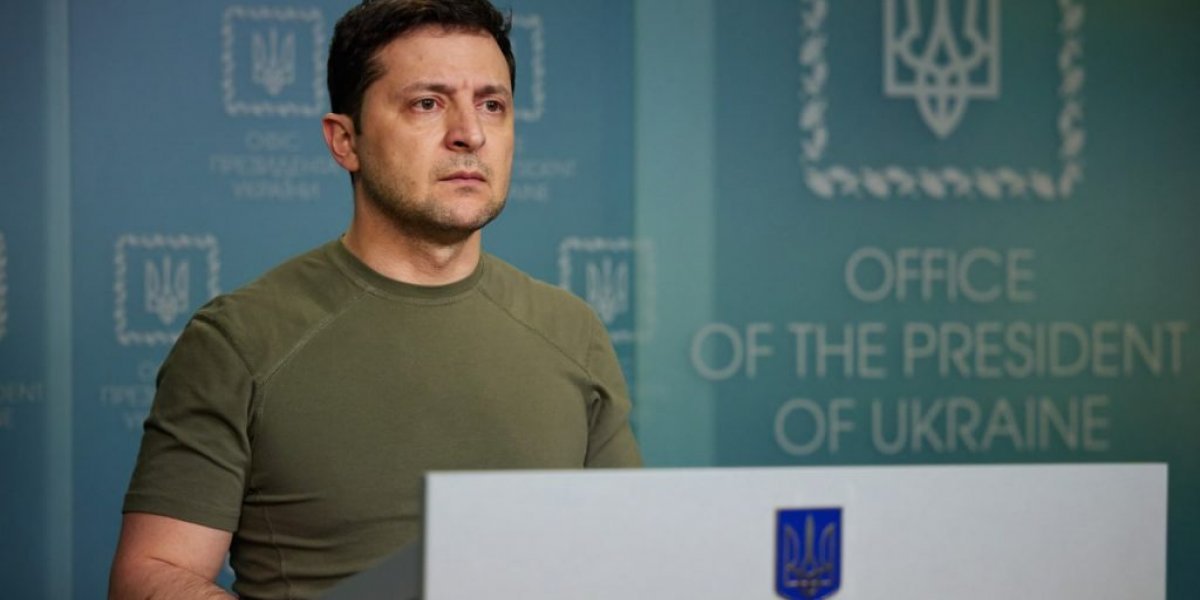 Размышления Елены Зеленской о футболке мужа вызвали бурную реакцию у пользователей Сети