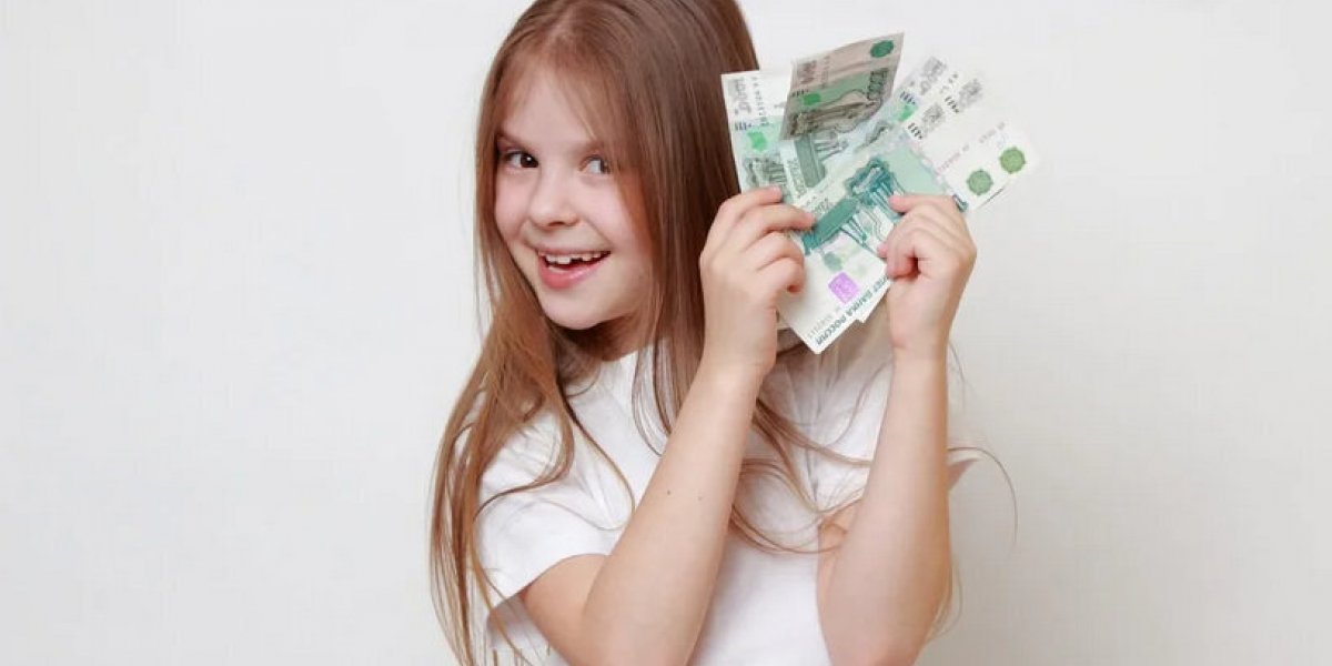 Задержка детских выплат 3-7 и 8-17 лет в феврале 2023: почему не пришли деньги, какого числа выплатят путинские пособия на ребенка? Новости