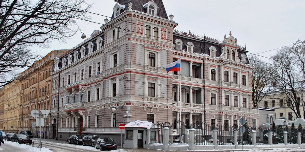 Посол Латвии едет домой