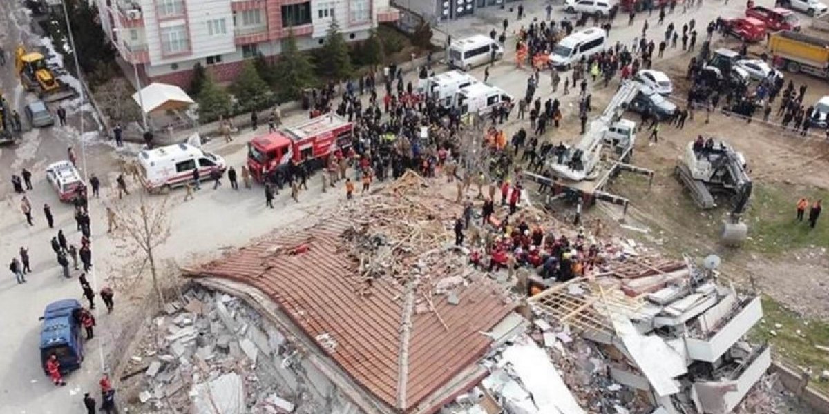 Турция, события сегодняшнего дня 1 марта 2023: что происходит в Турции сейчас, сколько человек погибло? Последние новости для туристов 01.03.2023