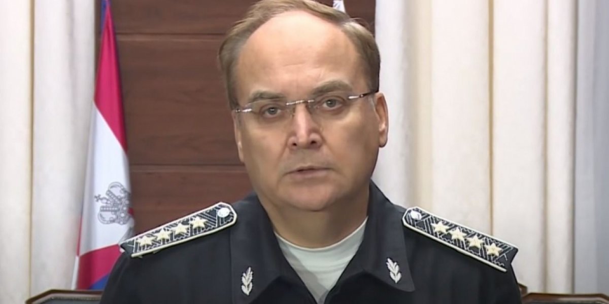 Французы напомнили НАТО, что считать русских придурками &ndash; большая ошибка