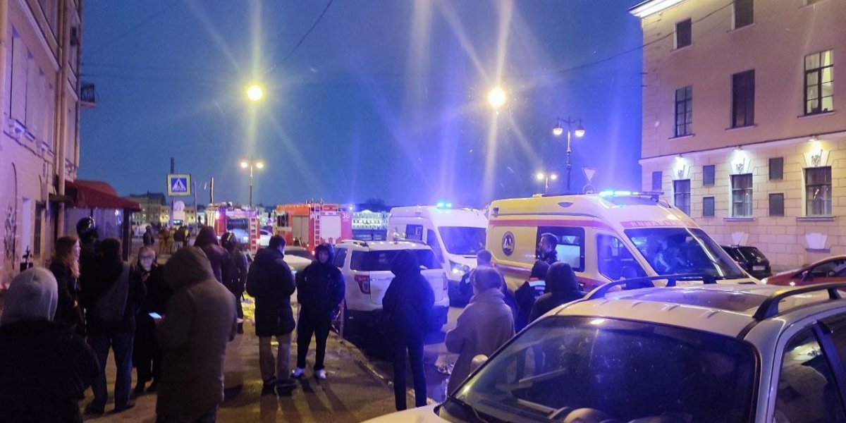 Взрыв в петербургском кафе унес жизнь военкора Татарского: что известно к этому часу