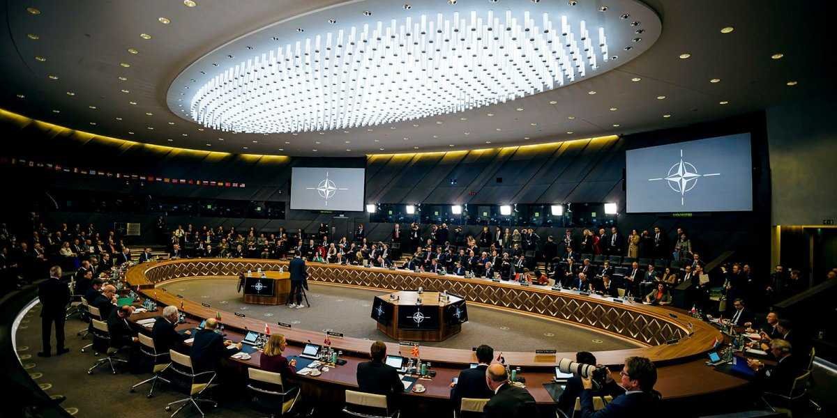 &laquo;Откроется правда&raquo;: Клинцевич назвал причину, по которой Киев откладывает наступление