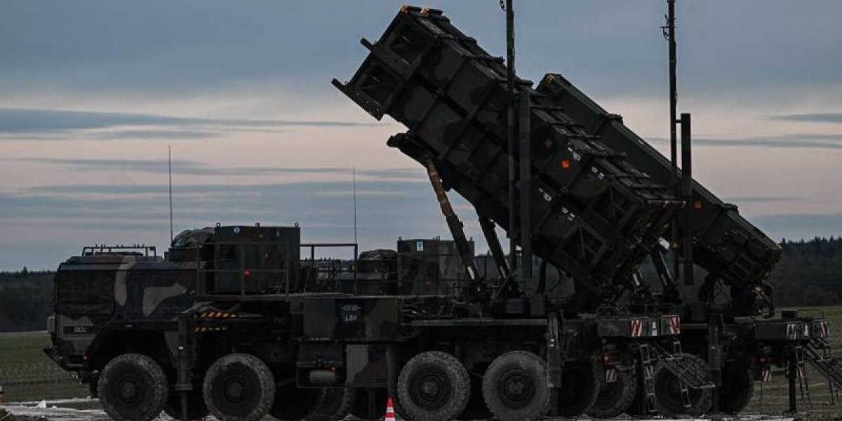 Ракета &laquo;Кинжал&raquo; поразила ЗРК Patriot, потерявший 32 ракеты во время атаки