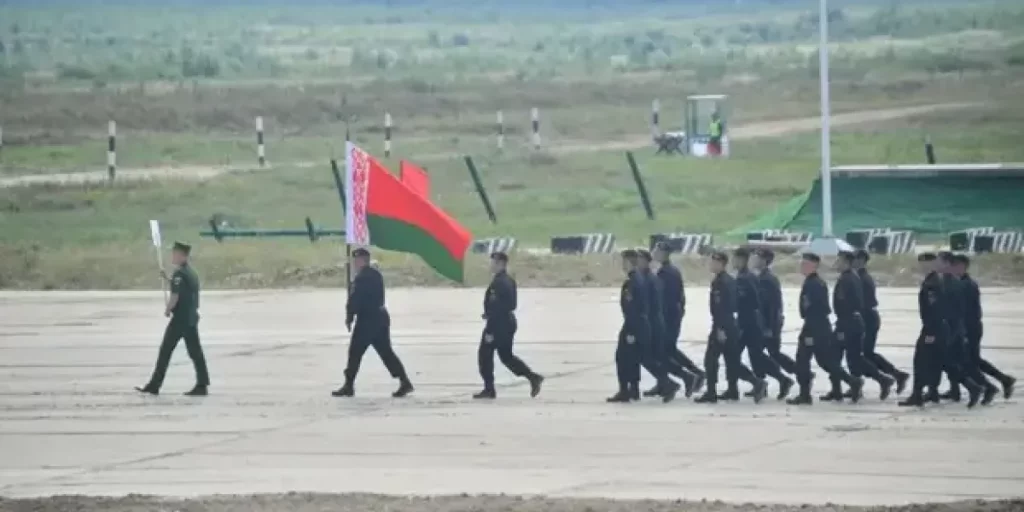 Лукашенко отжег! Об &laquo;экскурсии&raquo; Вагнера в Варшаву и о помоще Западной Украине