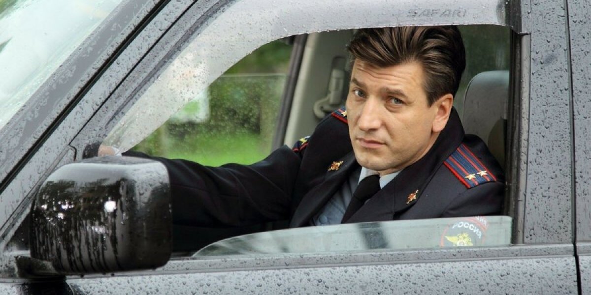 Кто возвращает предателей? Звезда &laquo;Ментовских войн&raquo; Александр Устюгов, критиковавший Россию, вновь появится на экранах страны