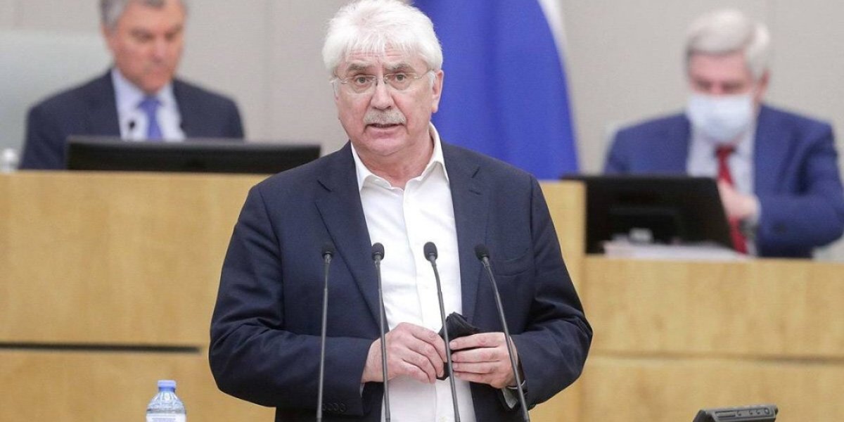 В России предложили отменить выборы президента в 2024 году. Решится ли на это Путин и чего так боится наша власть