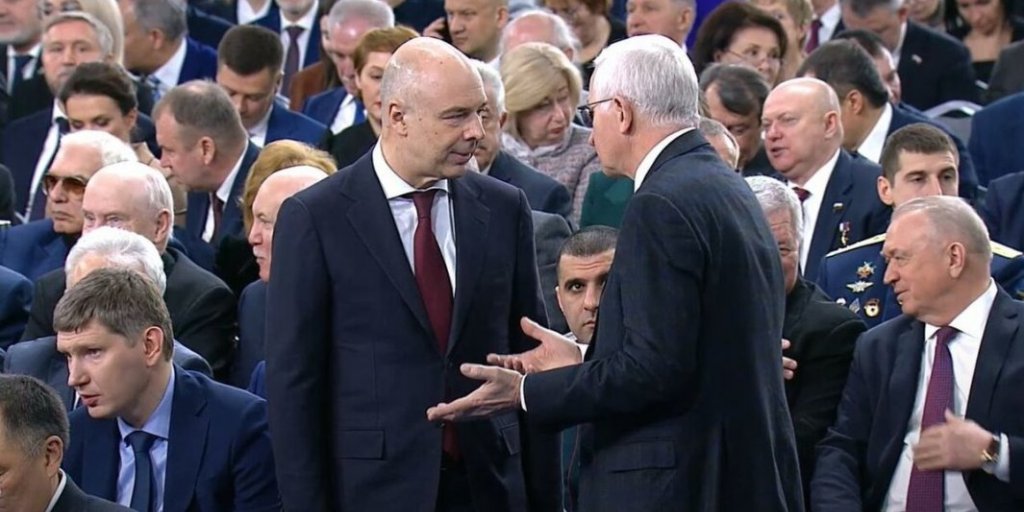 «Доллар по 200 рублей и шокирующая инфляция»: Силуанов бросает Путину отрытый вызов. Саботаж либералов начался