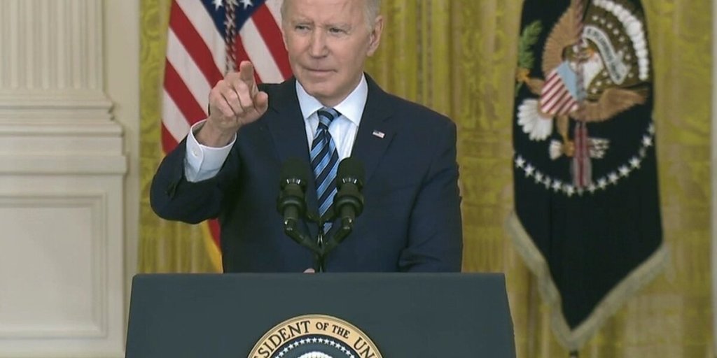 Путин сумел ослабить Запад и ждёт, но США не будут извиняться: всё как обычно–чемодан и самолёт, так что придётся Европе