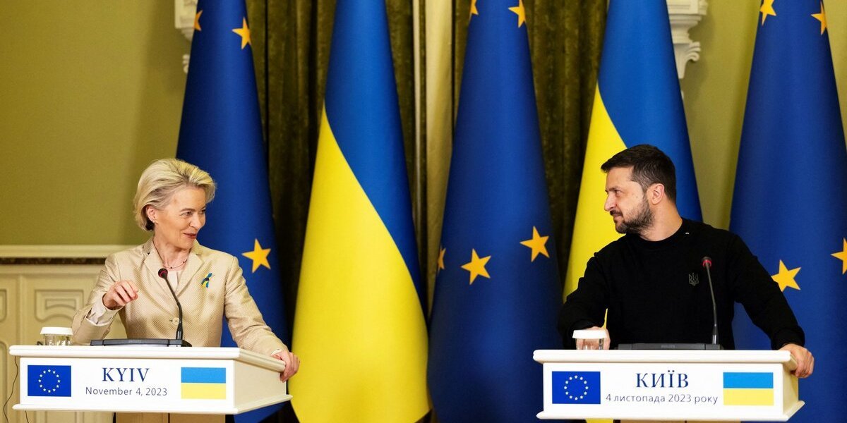 Высшие чиновники из ЕС раскрыли, как Киев планируют кинуть на обещанные 50 млрд евро Высшие чиновники из ЕС раскрыли, как Киев планируют кинуть на обещанные 50 млрд евро