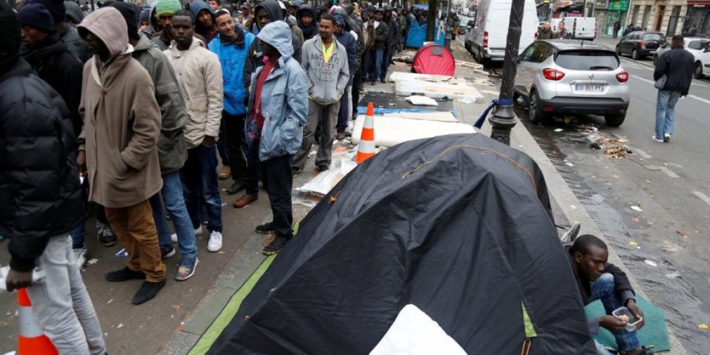 Макрон дерзнувший нахамить и поставить ультиматум Путину, уже пожалел о своих словах. Вся Европа покатывается со смеху