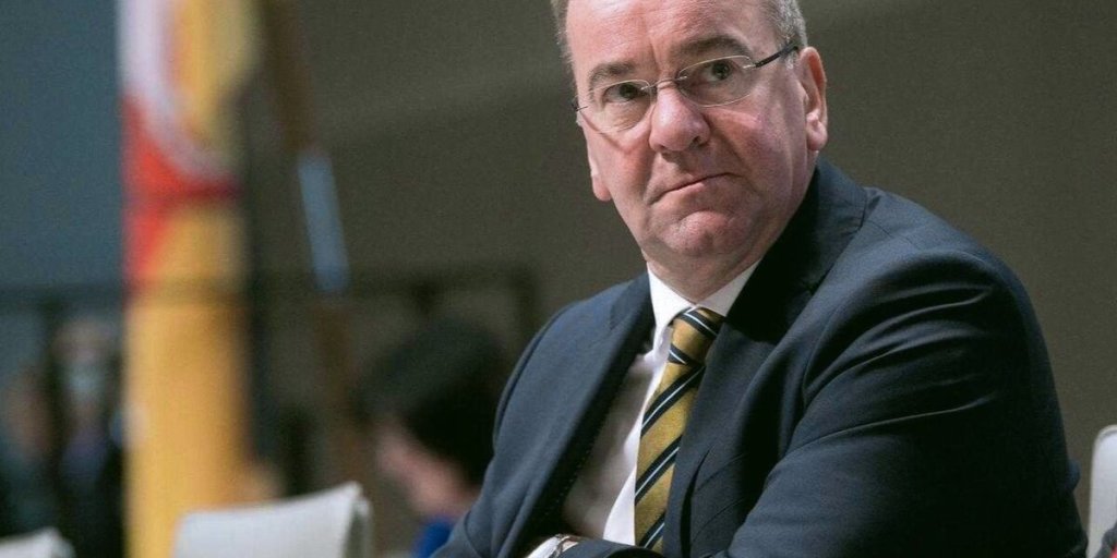 Не просчитали на Западе россиян, поэтому их планы провалились