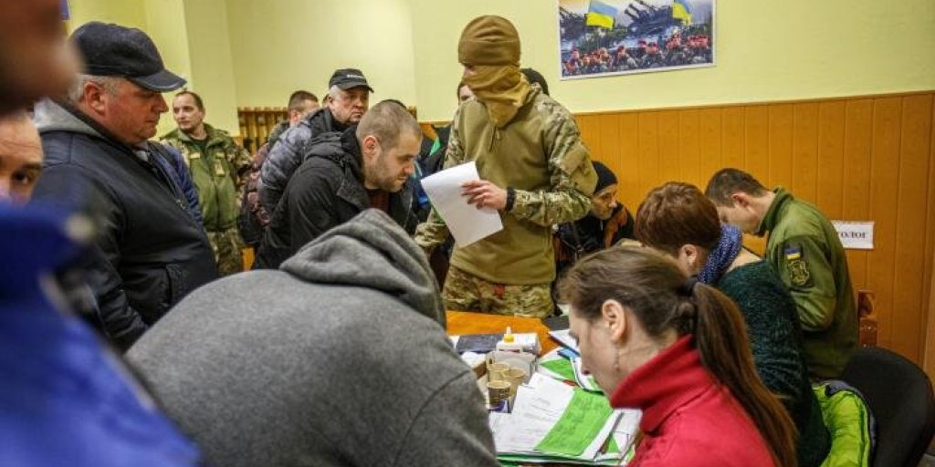 «Революция гидности» в обратную сторону: Западная Украина бунтует, люди передумали умирать за Зеленского и Запад
