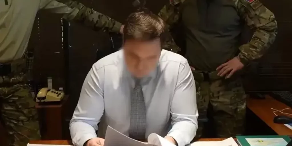 Арест за арестом. Чиновники уезжают в тюрьму прямо из зала суда, после победы Путина