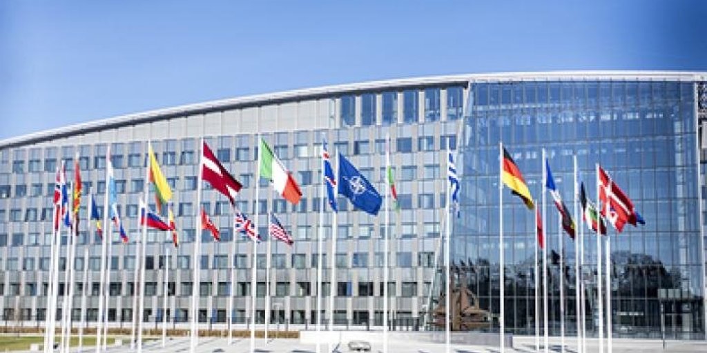 Макрон сменил тон от одного удара по Одессе: Президент знает, кто стал жертвами &laquo;Искандеров&raquo; и задумался о переговорах