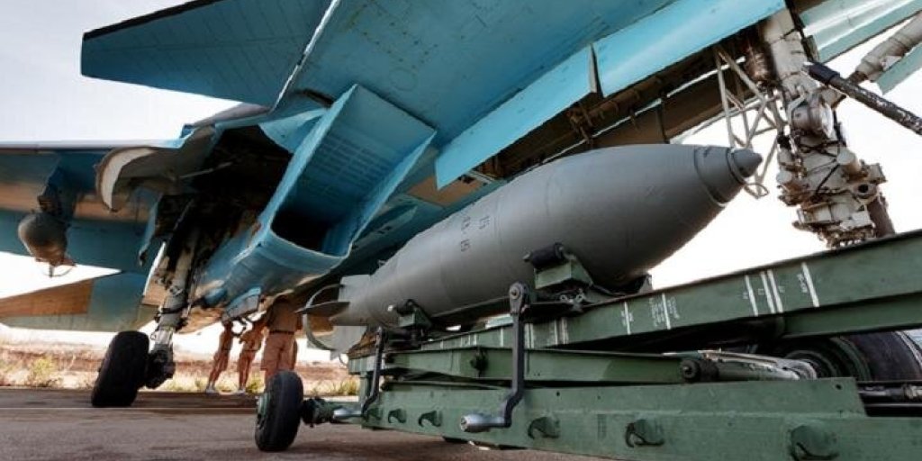 ВСУ выпустили джинна из бутылки: Россия пустила в ход кассетные корректируемые бомбы в полтонны весом