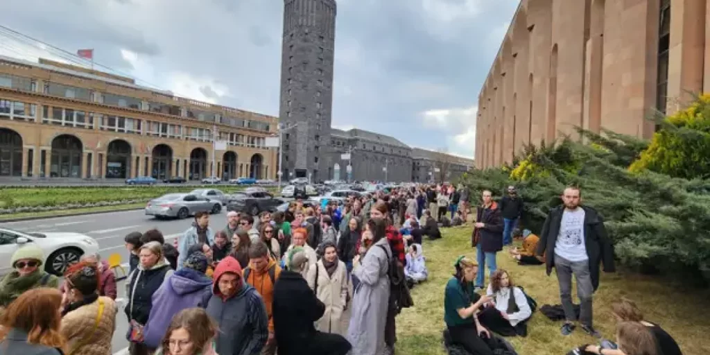 Какая пророссийская страна разочаровала. Путин получил там всего 10% Какая пророссийская страна разочаровала. Путин получил там всего 10%