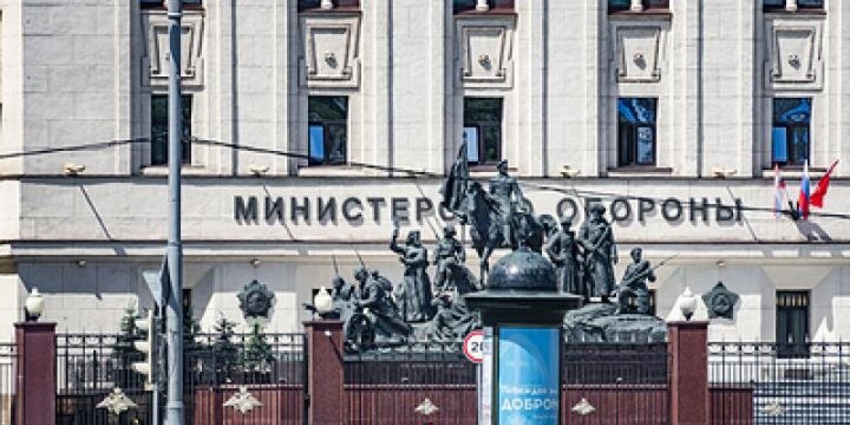 Такой наглости можно только завидовать: В доме главного кадровика Минобороны обнаружили любопытные находки