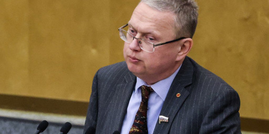 В Таджикистан возвращаются десятки тысяч голодных мигрантов. В России уже звучат призывы вернуть их обратно