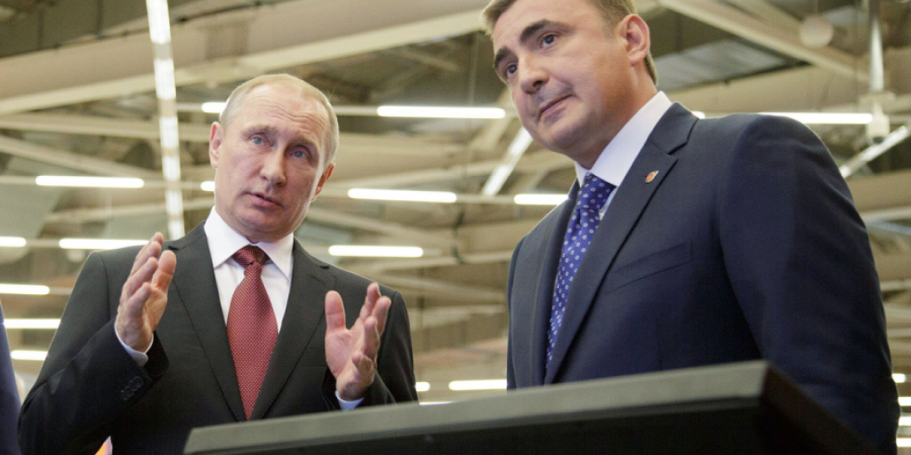 Любимчик Путина рвется к власти? Последняя информация о громких перестановках в правительстве РФ