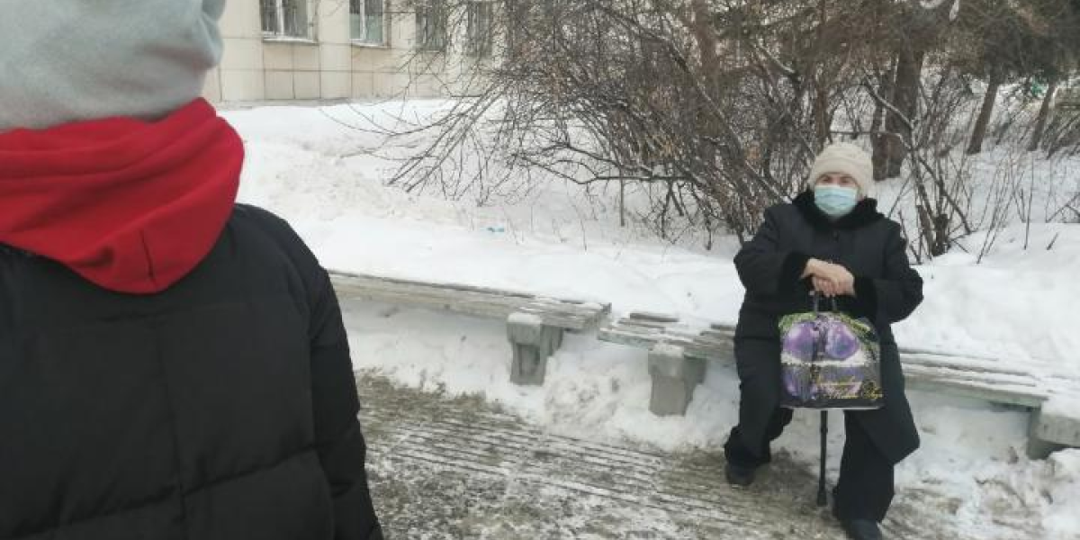 &laquo;Температура высокая, не спадает. Половина самолёта чихала&raquo;: Новая пневмония добралась до русских